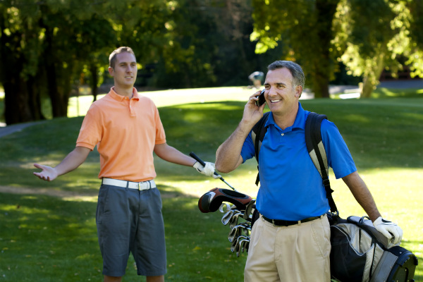 El golf acepta el uso de celulares en los torneos 3
