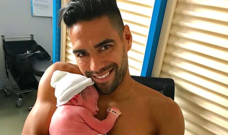 Falcao demuestra lo que es el amor de un padre. ¡Mira las fotos!