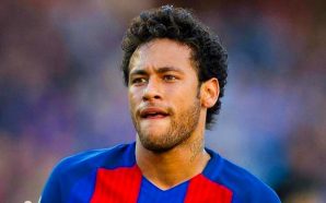 Neymar podría ser presentado el lunes en su nuevo club