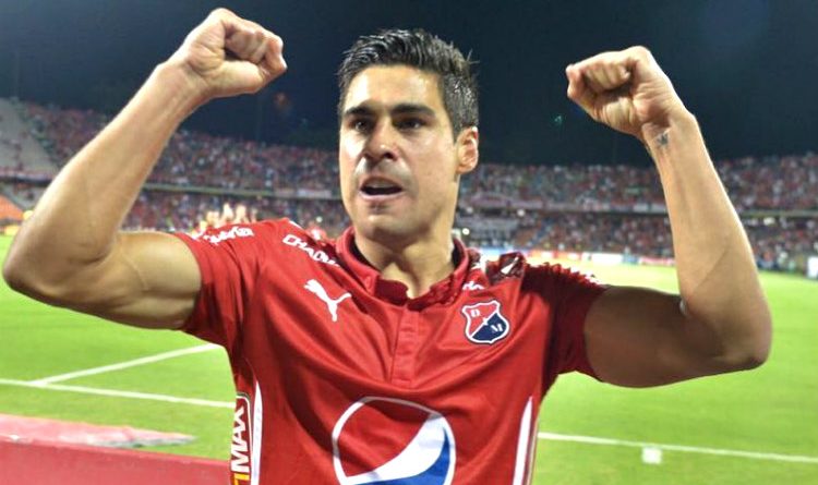 Mauricio Molina le dice adiós al fútbol