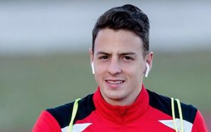 Un gran equipo de Europa está cerca de fichar a Santiago Arias ¡Orgullo colombiano!