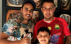 Luis Delgado se tatuó uno de los más conmovedores regalos que le han dado